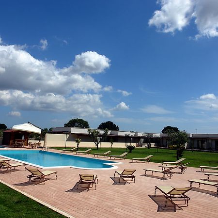 Masseria La Grande Quercia Hotel มอตโตลา ภายนอก รูปภาพ